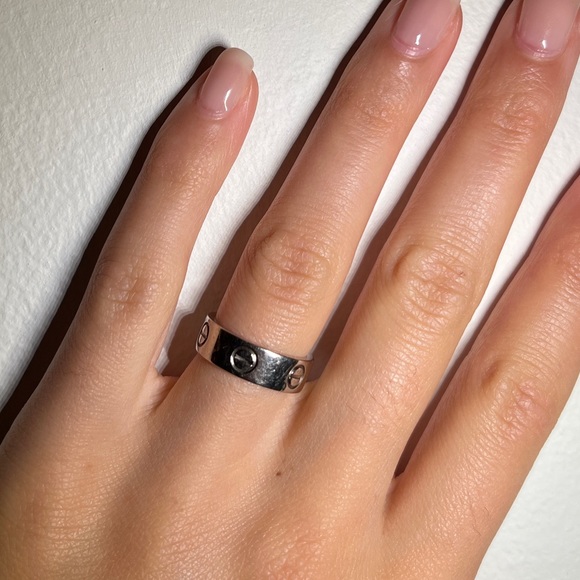 Cartier Love Ring 18K White Gold - Picture 4 of 12